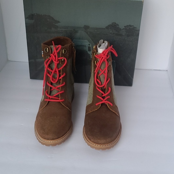 Tom's boot - Picture 5 of 6